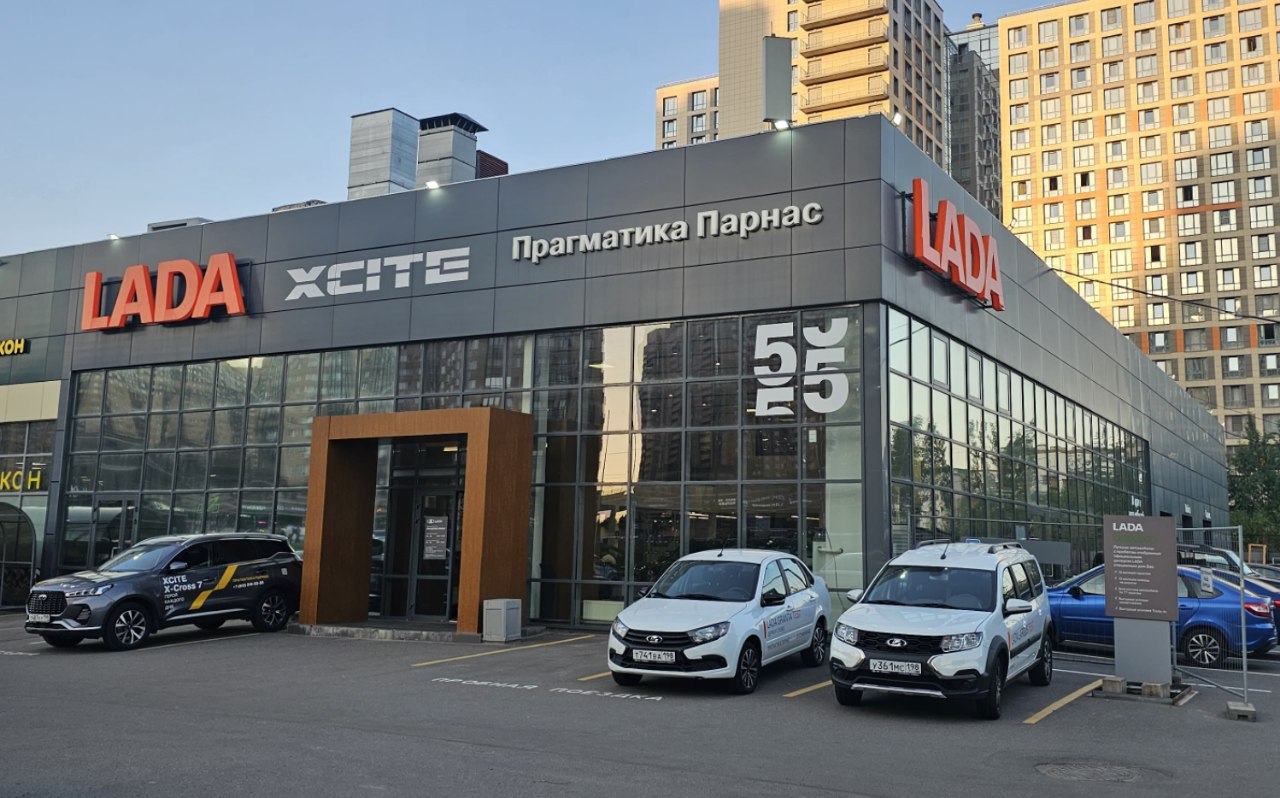 LADA Парнас