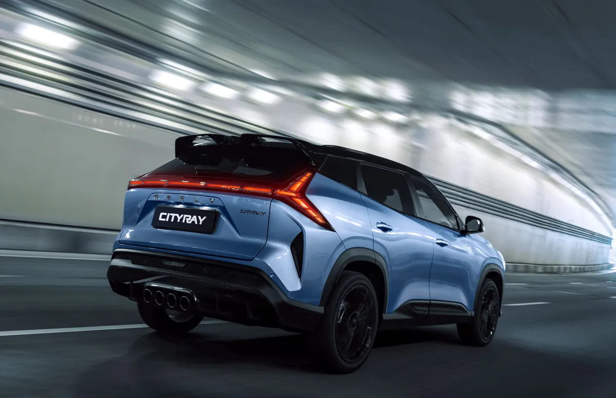 Комплексная безопасность и умные ассистенты Geely Coolray